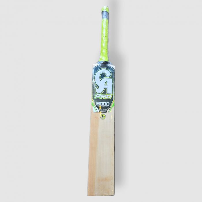 CA pro 8000 English willow hand crafted cricket bat 8 straight grains weight 2.7 players addition